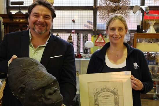 Daniel Meyer und Simone Schehka in der Kunsthalle in Roxel.