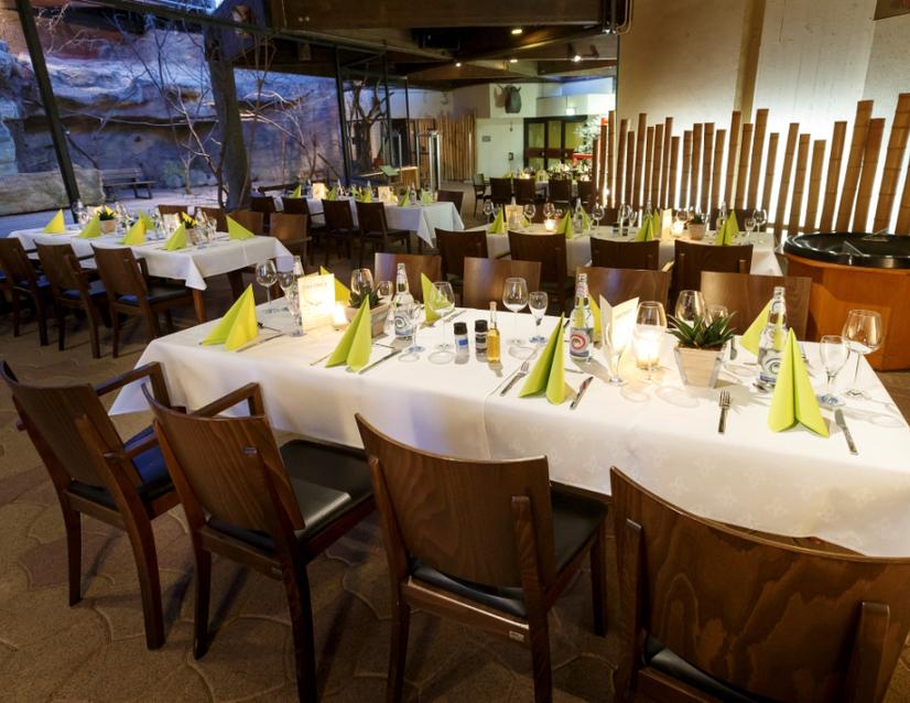 Das Elefantenhaus im Allwetterzoo hergerichtet als Eventlocation in M&uuml;nster